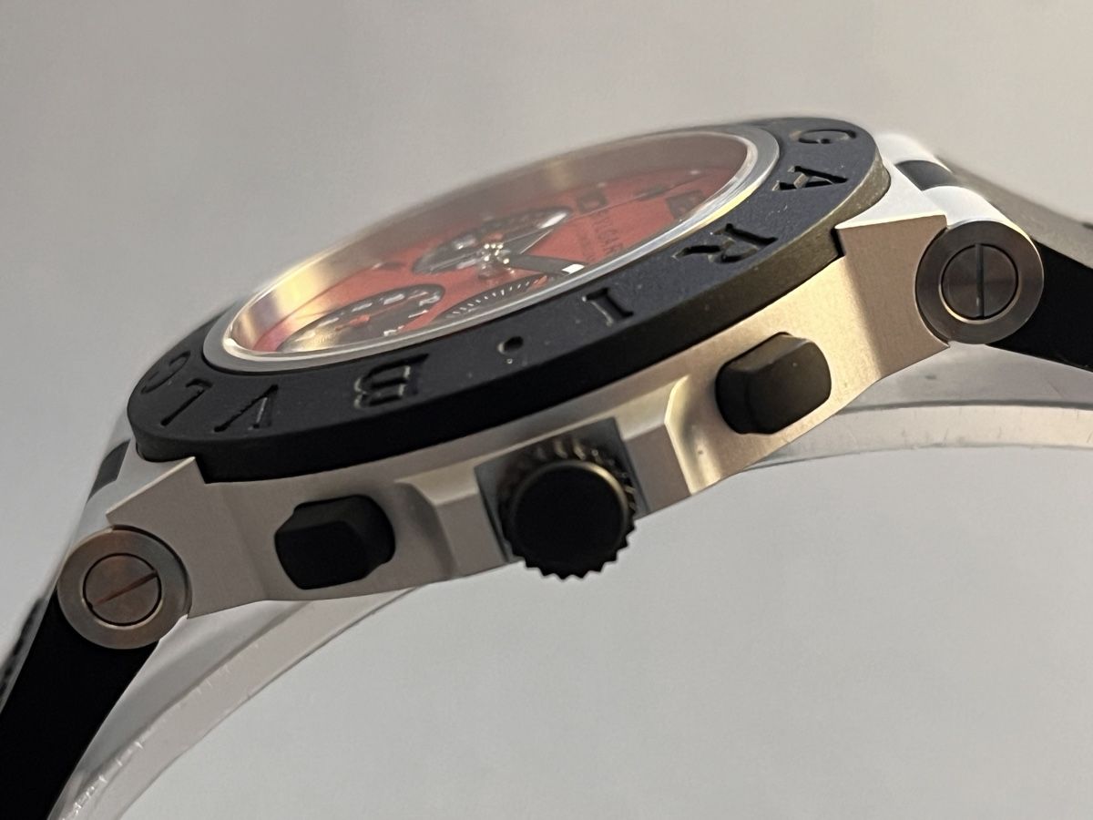 Bulgari Uhren: Bvlgari Ducati Limited Edition – Neu und originalverpackt aus Nyon von GenevaLuxuryWatches 3