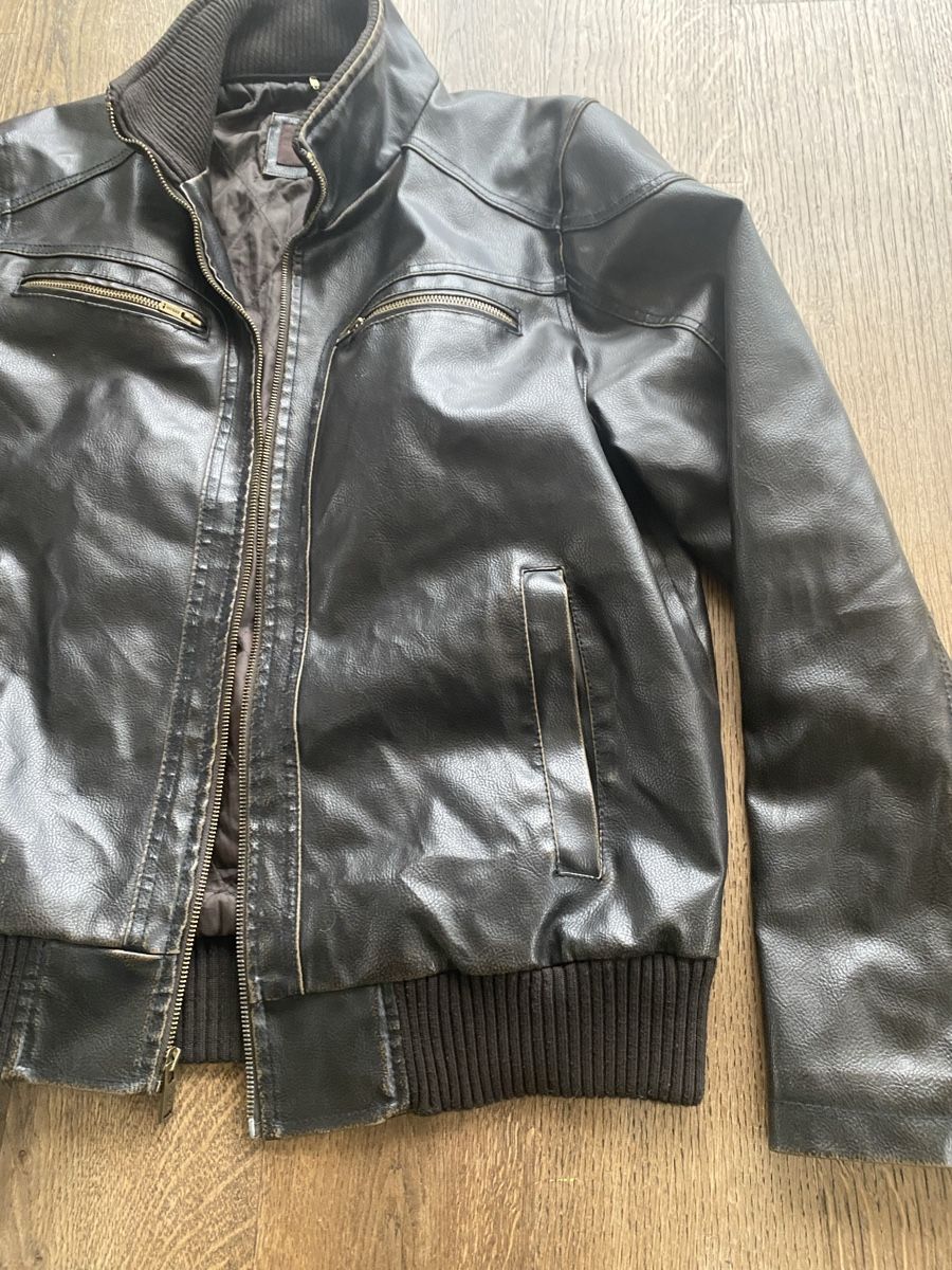 Guess Jacken: Coole GUESS Lederjacke, Grösse L – Gebraucht aus Immensee von AutoTrader24 1