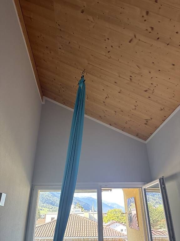 Tissus: Luftakrobatik vertikaltuch – D'occasion à Chur par Weltanschau