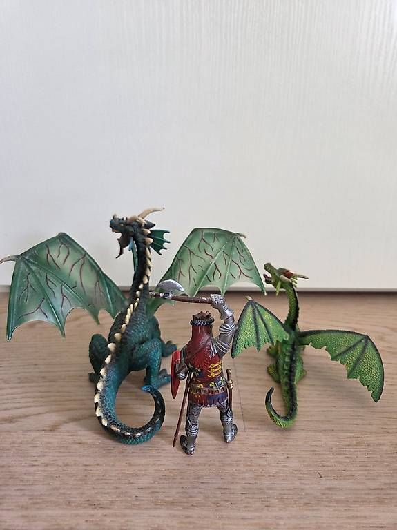 Statuette: Zwei Drachen und eine Ritter-Figur – Usato da Therwil venduto da jas_zjx8 4