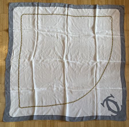 Must de Cartier Paris -  Foulard 