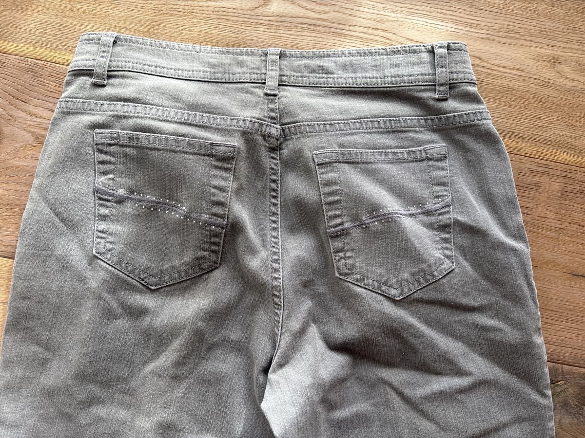 Bonita Jeans: Bonita Jeans, Basic Denim, grau, Gr. 40 Top Zustand! – Neu (gemäss Beschreibung) aus Hendschiken von Uraniali 4