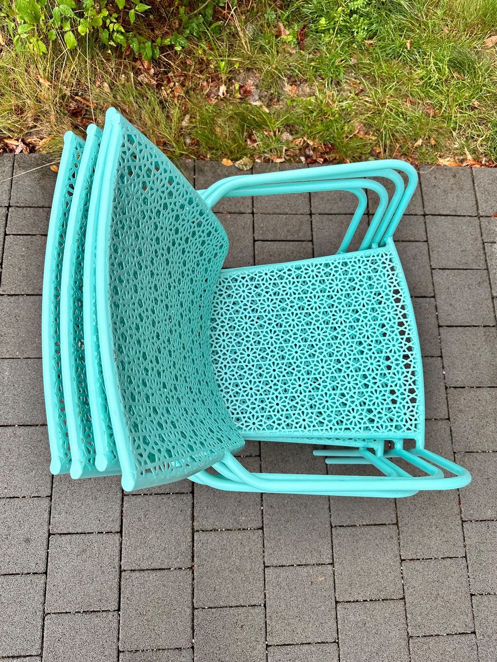 Gartenstühle: 4 Gartenstühle metall stapelbar – Gebraucht aus Allschwil von  2
