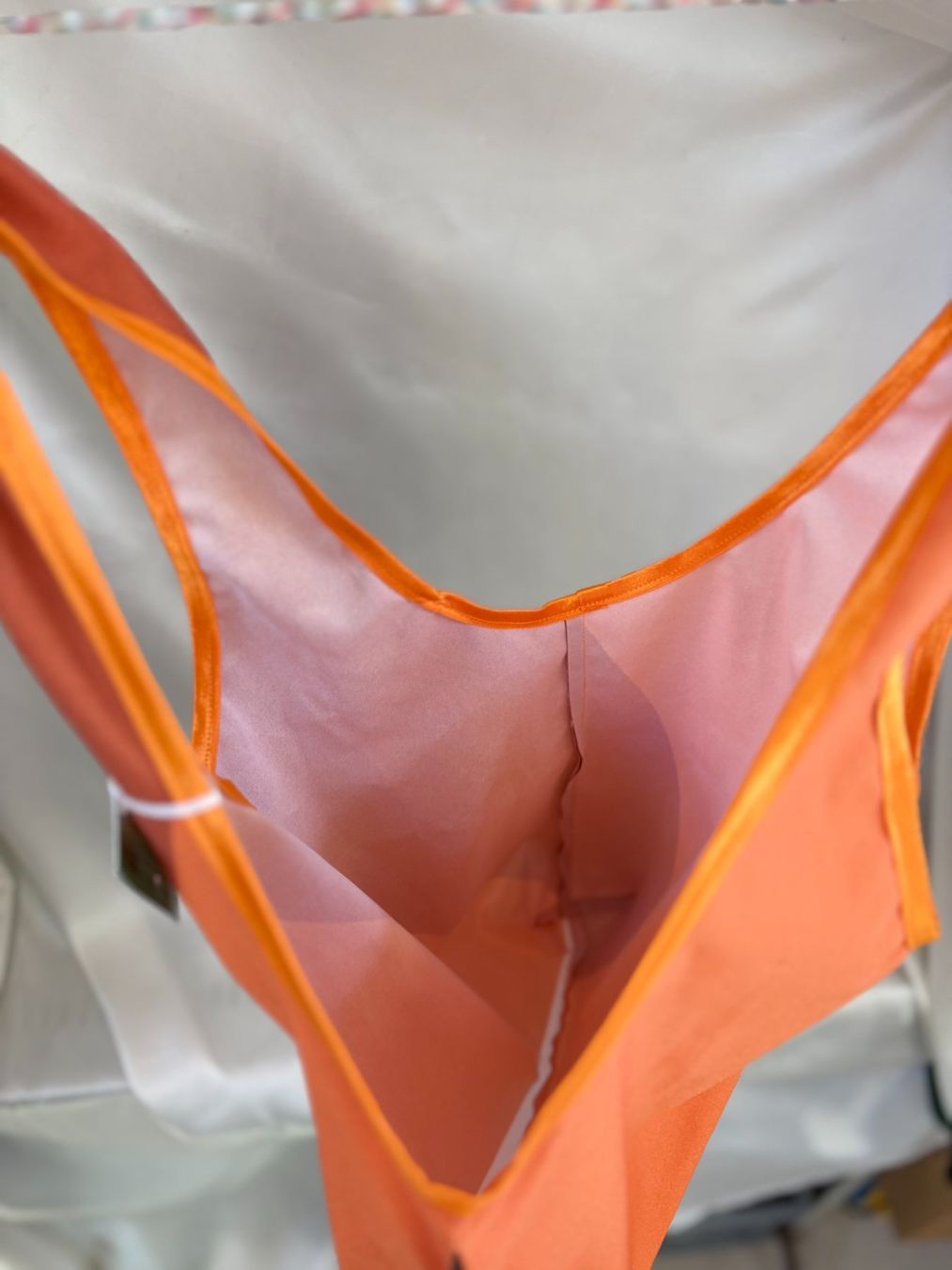 Taschen: Allzwecktasche Orange/Weiss – Neu (gemäss Beschreibung) aus Zürich von Drahtzug 1