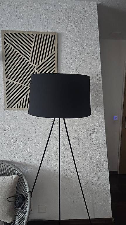 Lampes: Gratis Stehlampe – D'occasion à Amriswil par dga_b9vw