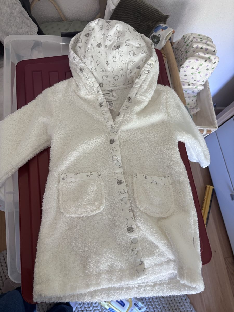Bademäntel: Babybademantel  – Gebraucht aus Ebnat-Kappel von Atak_Aileeen