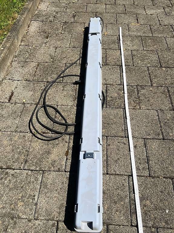 Lustres & lampes de plafonds: Lampe, Deckenleuchte, Leuchtstoffröhre 160cm – D'occasion à Oberwil BL par t-jay-double-u 2