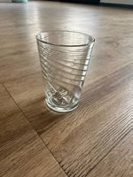 10 Gläser mit Spiralmuster