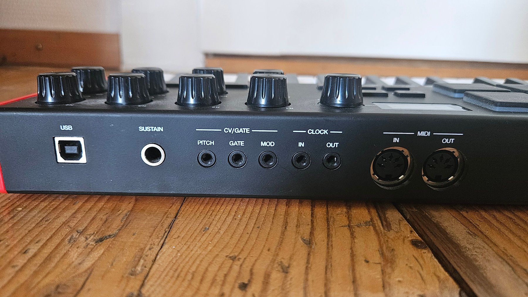 Akai Instruments de musique: AKAI MPK mini plus – D'occasion à Männedorf par egl_nfg9 3