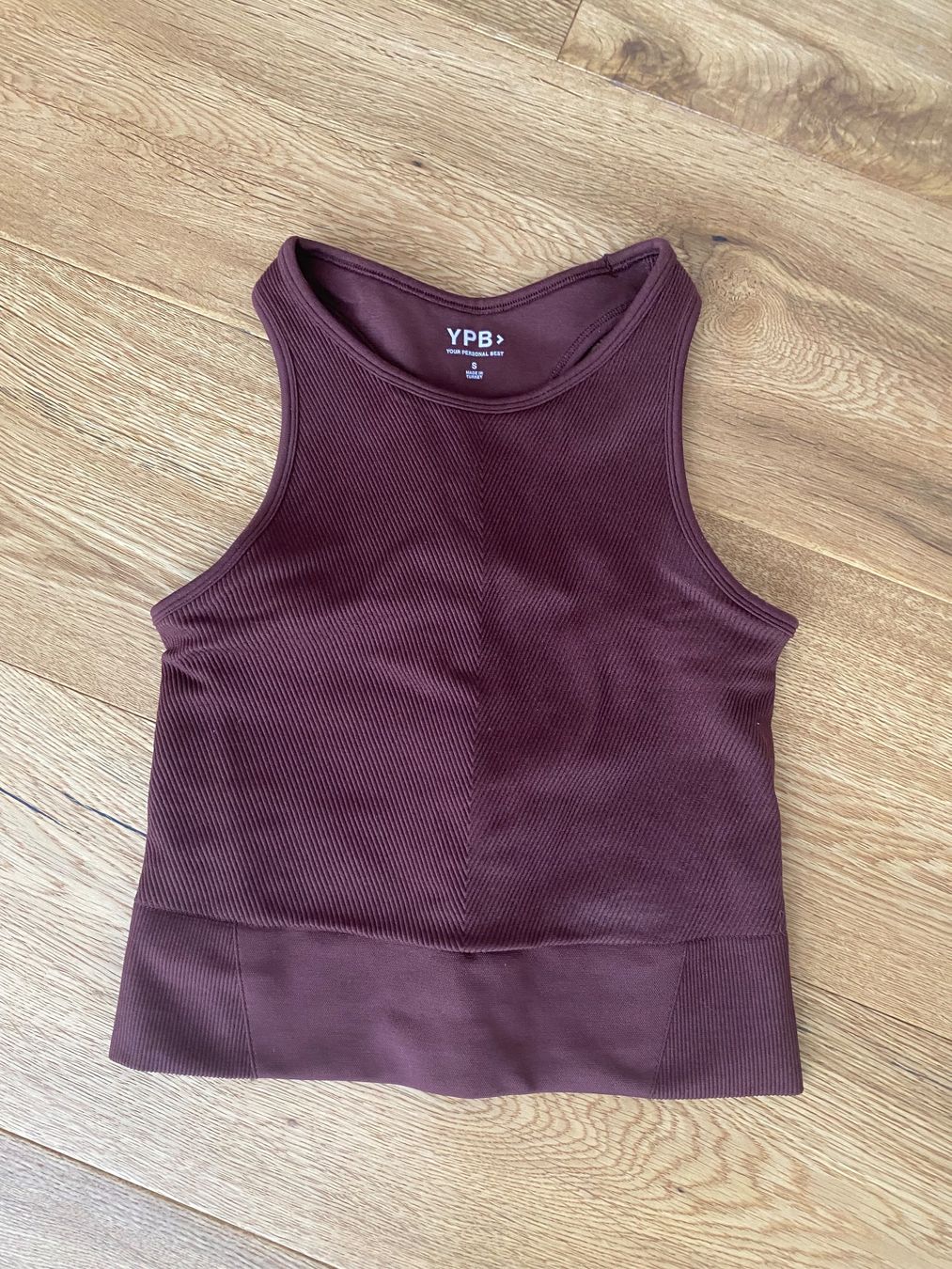 Abercrombie Tops: YPB sport Top bordeau – Gebraucht aus Udligenswil von ale_wqx2