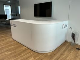 Empfangstheke (Lot 25) 8304 Wallisellen