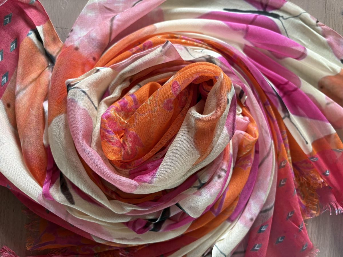 Nile Foulard & Sciarpe: Schal von NILE – Usato da Weiach venduto da RERW