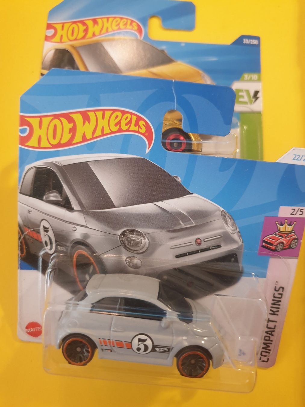 Hot Wheels Modellini d'auto: 2 x Hot Wheels FIAT 500e – Nuovo e nell'imballaggio originale da Oftringen venduto da Rotor 5