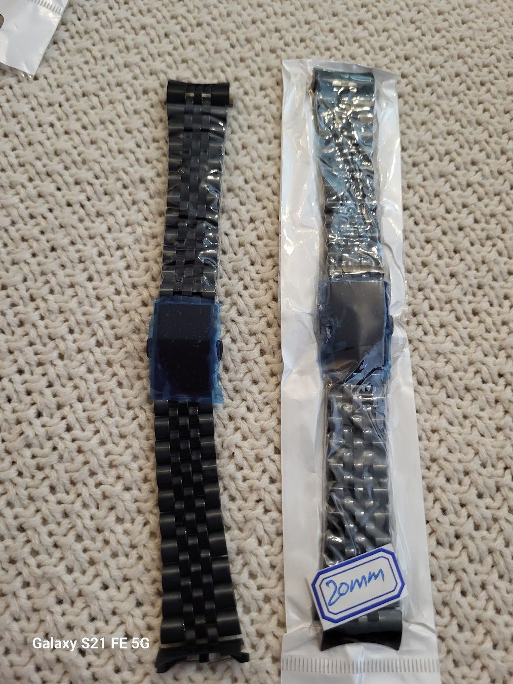 Bracciali & Braccialetti: Uhrenarmband 20mm schwarz universale – Nuovo e nell'imballaggio originale da Riehen venduto da tamola67