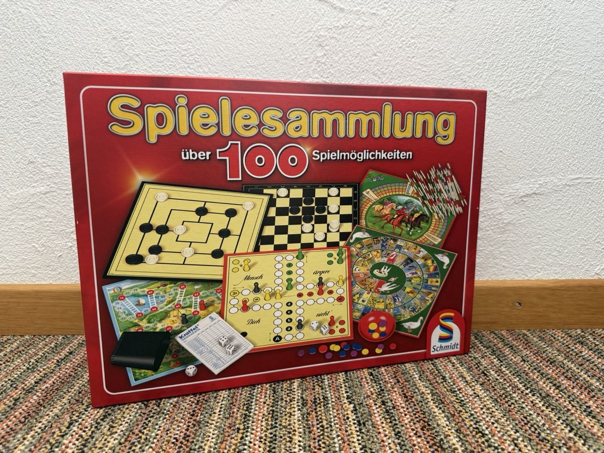 Giochi: Schmidt Spiele Sammlung - 100 Spielmoeglichkeiten – Nuovo (secondo la descrizione) da Forch venduto da m_d_wq2p