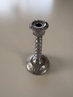 Joli bougeoir argenté (miniature)