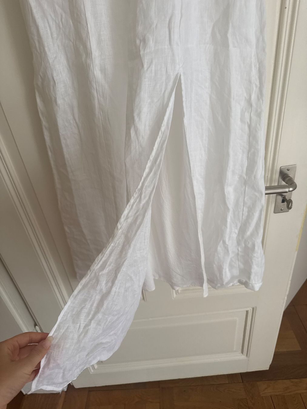 Zara Kleider: Zara Midi Leinenkleid in Weiss – Neu (gemäss Beschreibung) aus Meilen von Emma_321 3