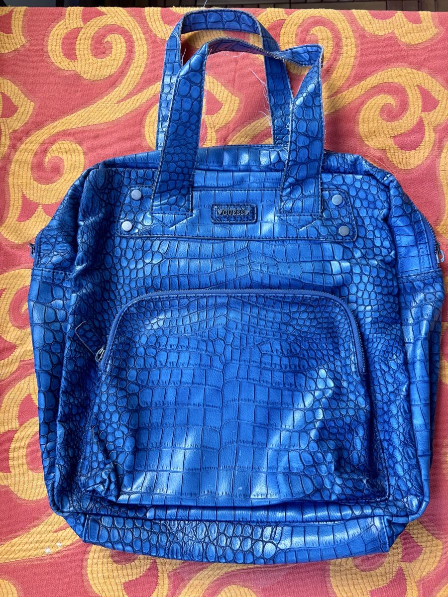 Guess Borse: GUESS Handtasche Kroko-Optik, blau – Usato da Zürich venduto da pilatus777 5