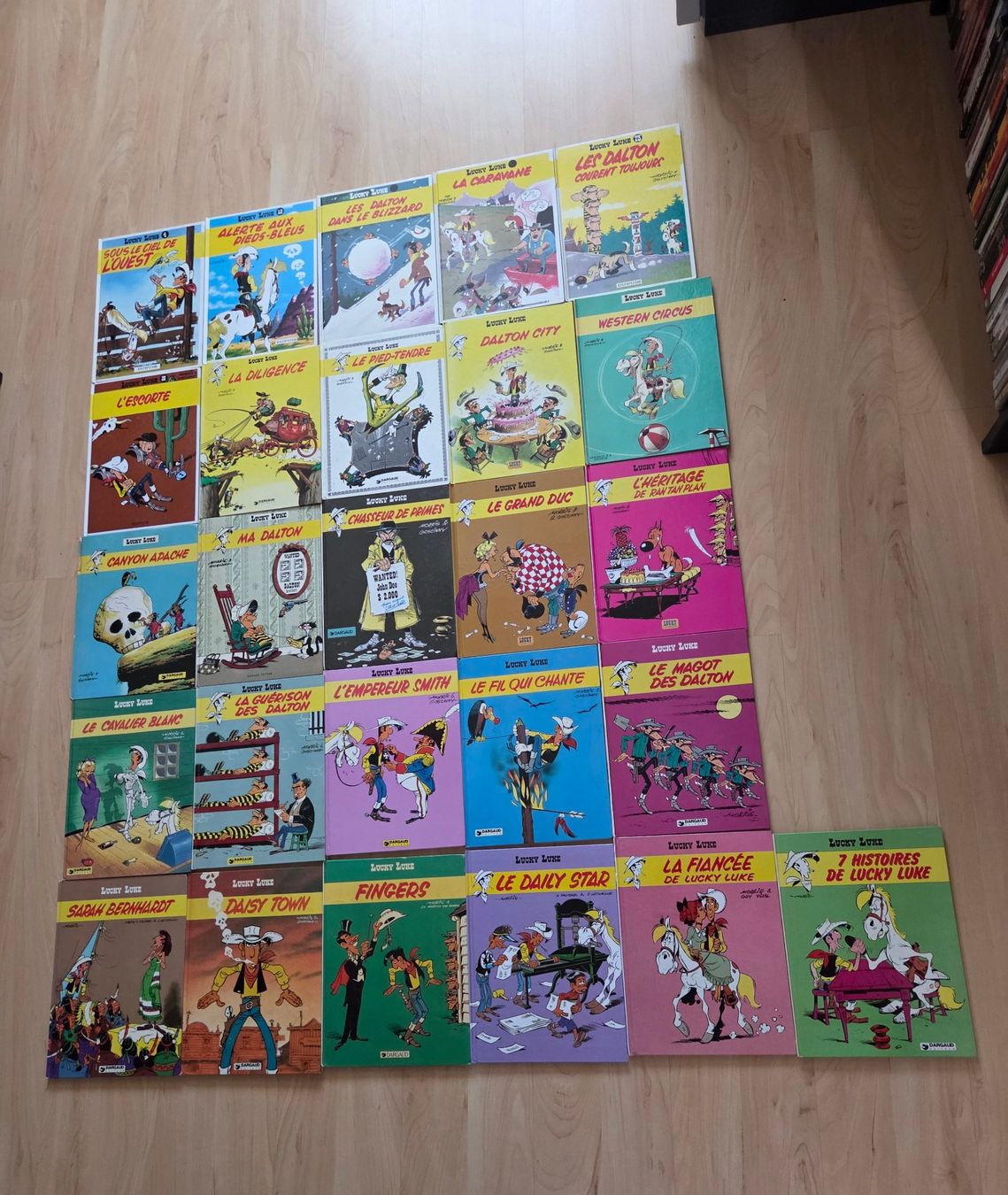 Fumetti: Lot 26 BD's Lucky Luke – Usato da Froideville venduto da jojo1860
