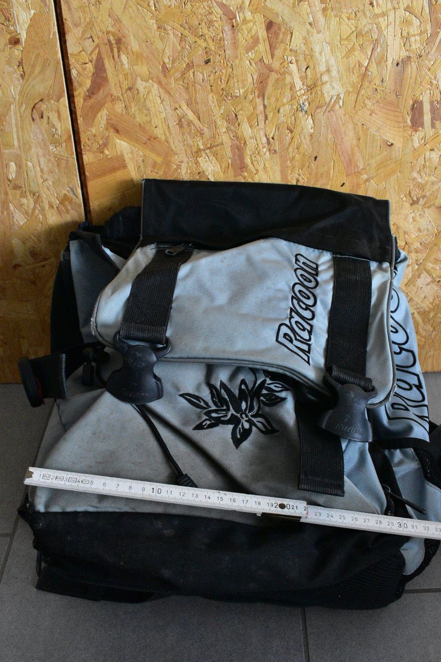 Allestimento di negozi e stand fieristici: Racoon Schulrucksack – Usato da Winterthur venduto da seh_9dhc