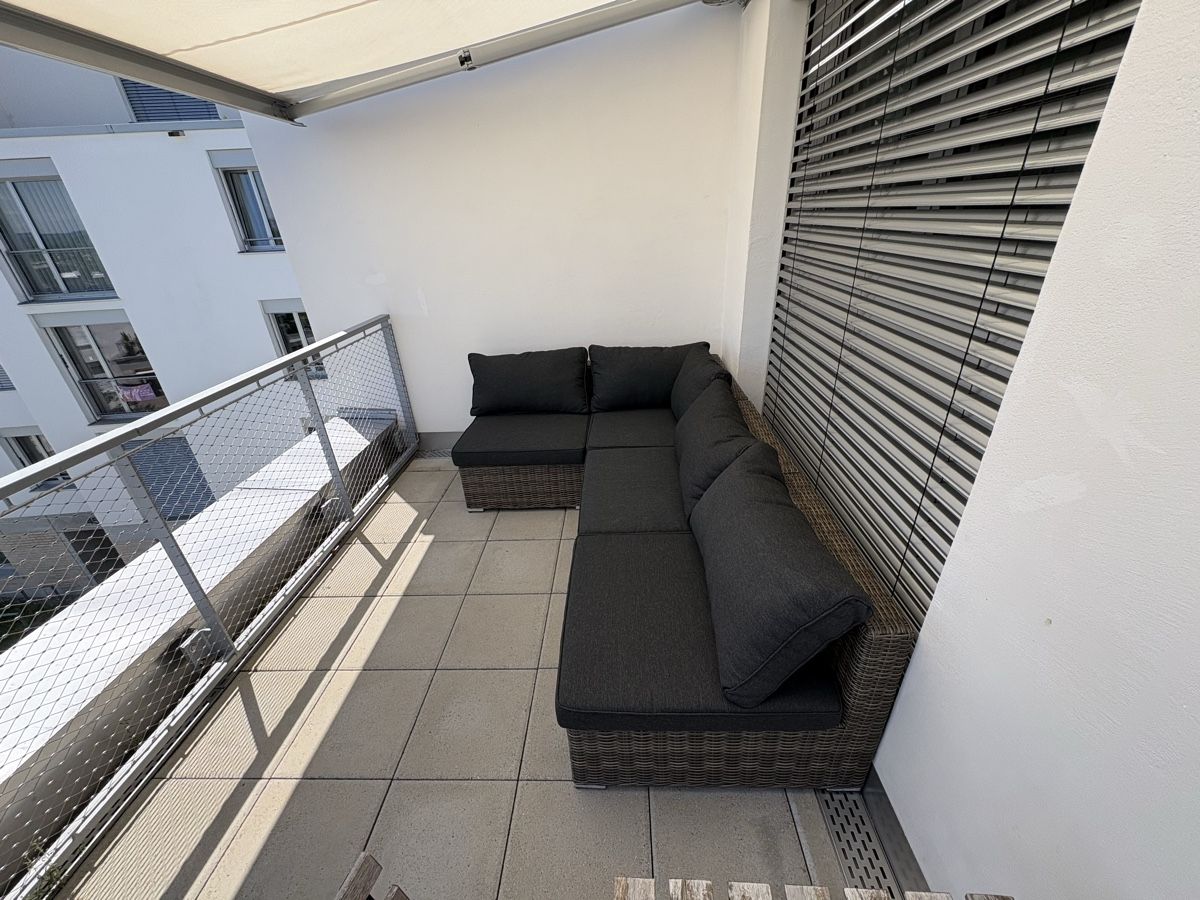 Sofas: Ecksofa Rattan Anthrazit sehr wenig gebraucht – Neu (gemäss Beschreibung) aus Zürich von oli_l5d8 1
