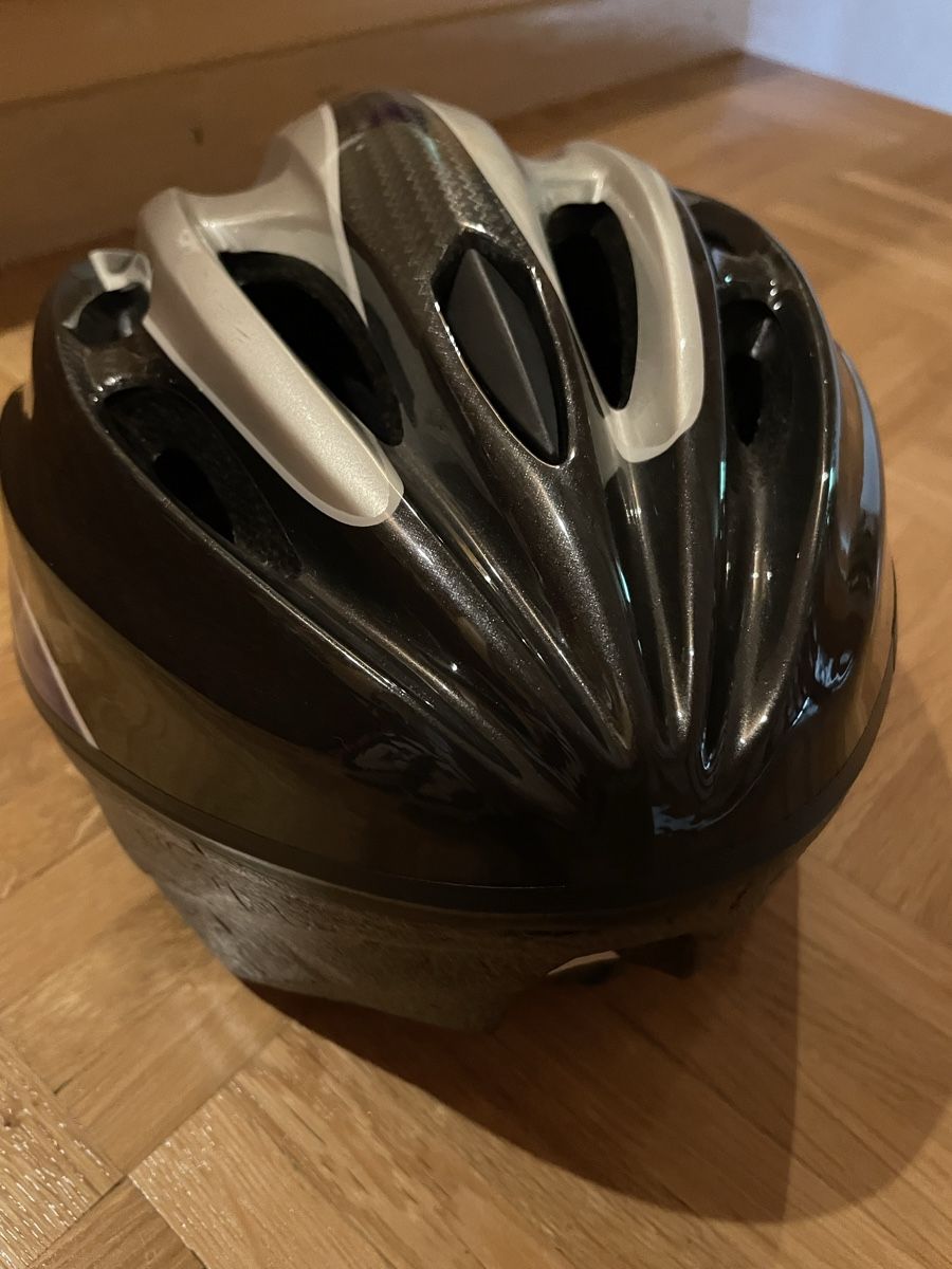Caschi: Velohelm – Usato da Burglauenen venduto da TheAngel