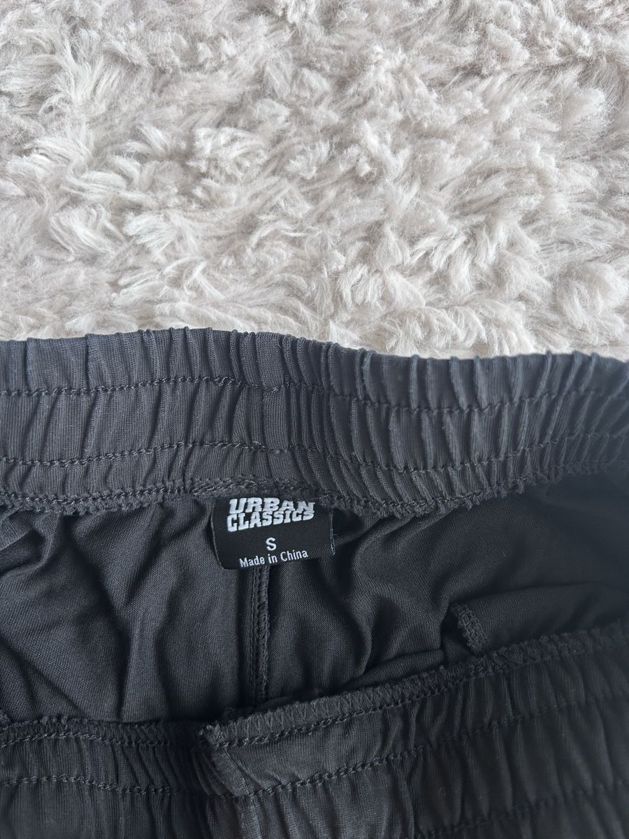 Pantaloni: Urban Classics Hose schwarz Groesse S – Usato da Appenzell venduto da wep 1