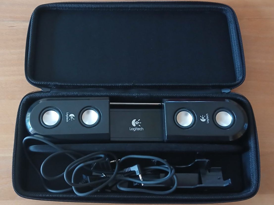 Logitech Casse acustiche: Logitech Stereo Lautsprecher und Tasche gebraucht – Usato da Magden venduto da OVONATOR 1