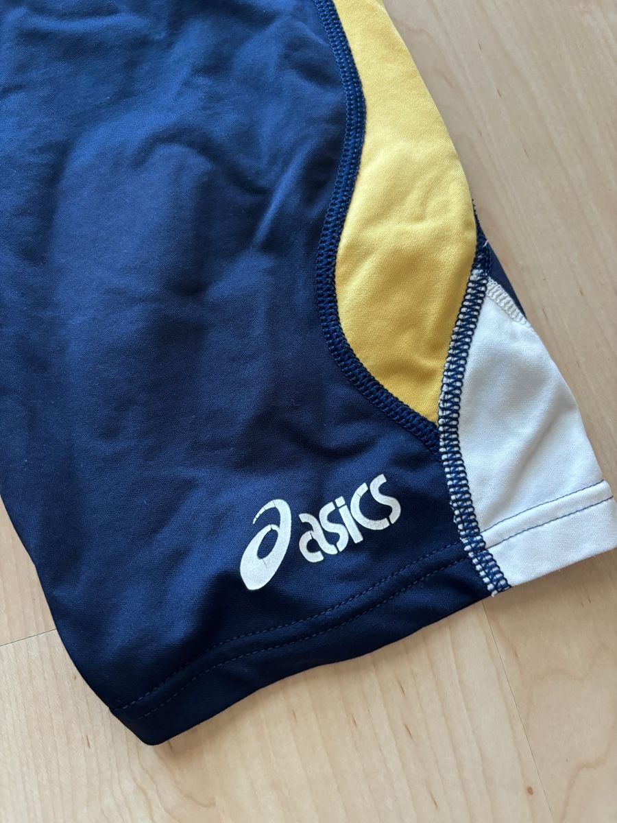 Asics Pantaloni: Short Asics S – Usato da Denens venduto da RomainSecondeMain 1