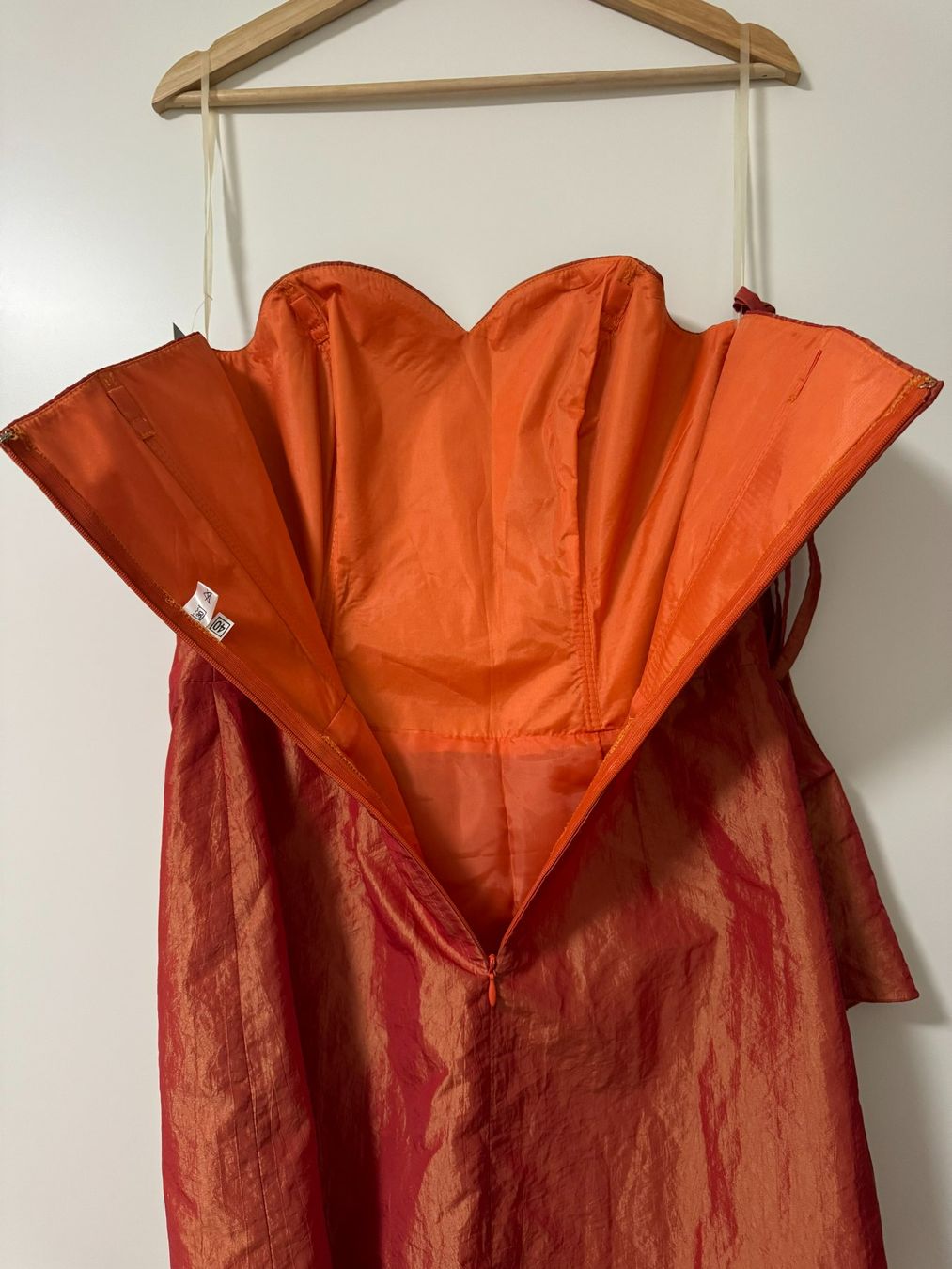 Kleider: Elegantes Abendkleid, Gr. 40(passt eher 36/38) – Neu (gemäss Beschreibung) aus Zürich von pamleano 3
