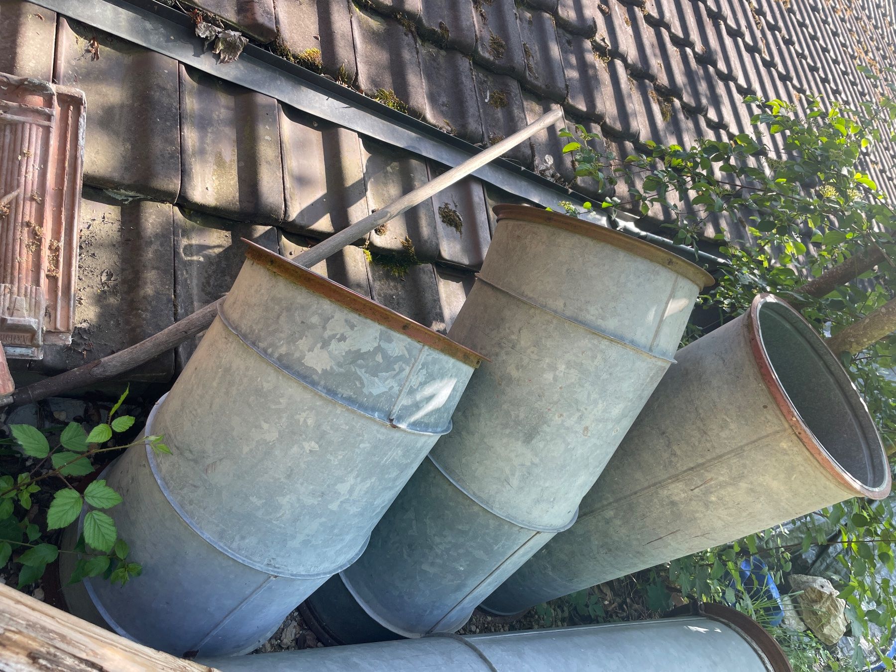 Lampade: Metall Röhre – Usato da mümliswil venduto da muemellian