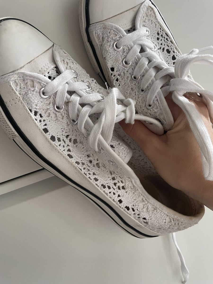 Scarpe da donna: Weisse Sneaker – Usato da Riehen venduto da debbiadina