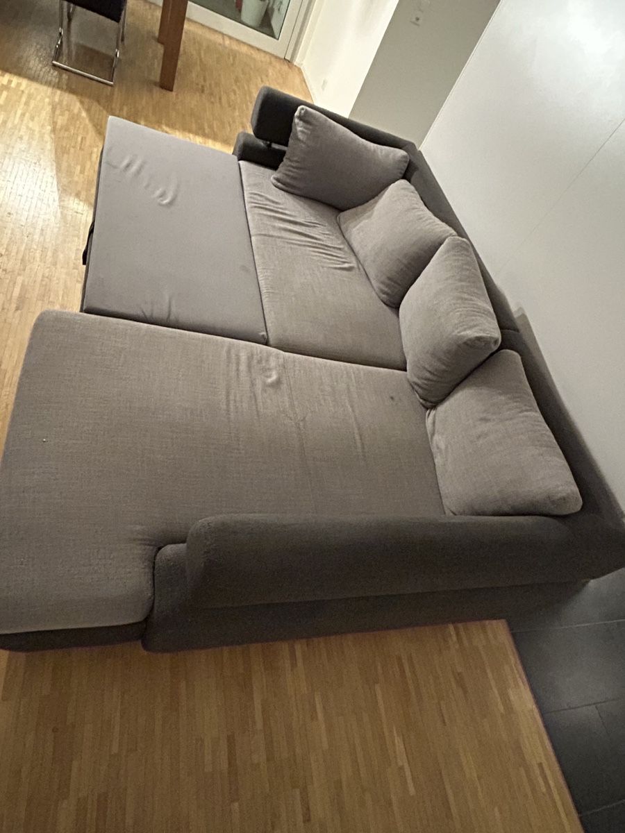 Divani: Ecksofa mit Schlaffunktion grau – Usato da Lyss venduto da dxmxan 2