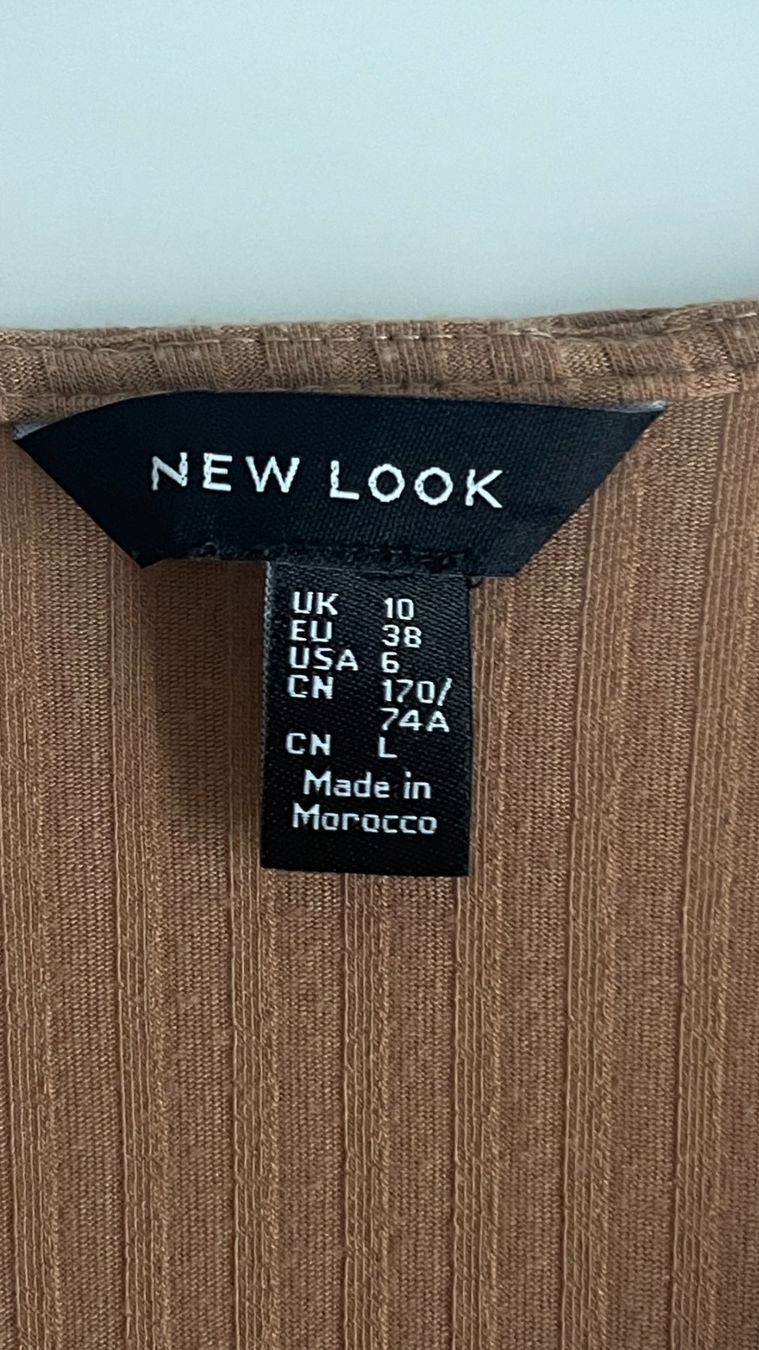 New Look Pullover & Sweatshirts: New Look top braun – Gebraucht aus Lausen von sim_hgp6 1