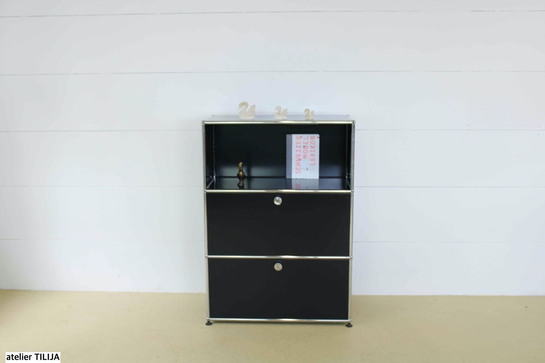 USM Cassettiere: USM Sideboard, Lieferung & Umbau möglich – Usato da Meinisberg venduto da atelier_TILIJA 1