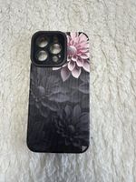 Coque iPhone 13 Pro - Motifs floraux discrets et neufs!