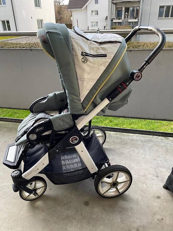 Kinderwagen: Kinderwagen – Gebraucht aus Wallisellen von Monde1