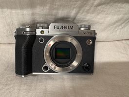 Fujifilm X-T5 silber Defekt