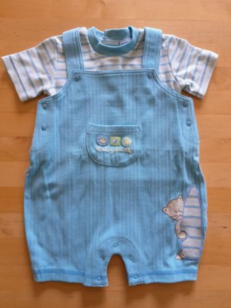 Salopette bebe Taille 62 cm 3 mois Kaufen auf Ricardo