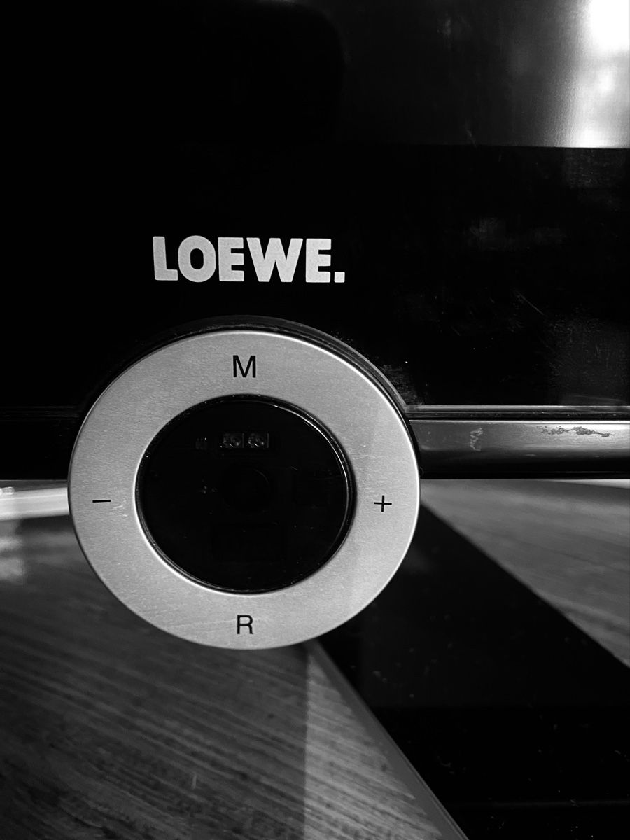 Loewe Fernseher: Loewe TV individual 40 – Gebraucht aus Conters im Prättigau von Paulaloca 3