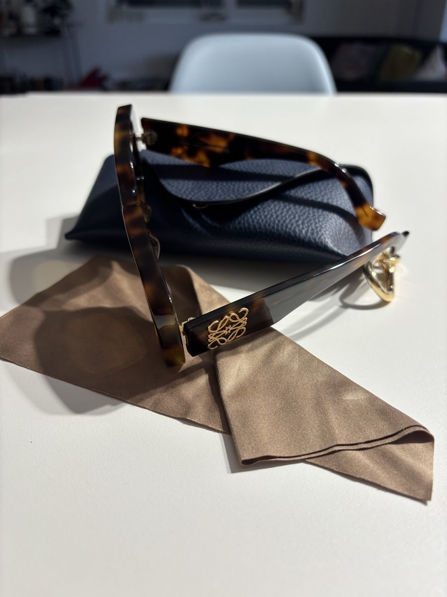 Loewe Occhiali & Lenti: Loewe Sonnenbrille – Nuovo (secondo la descrizione) da Höri venduto da Celine.11 3
