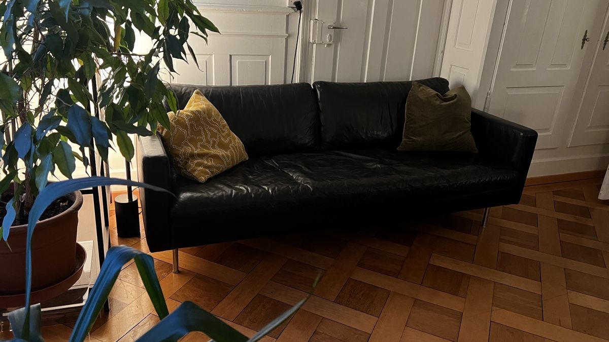 Sofas: 3er Sofa Möbel Pfister Texada Schwarz Leder – D'occasion à Zürich par dvblch