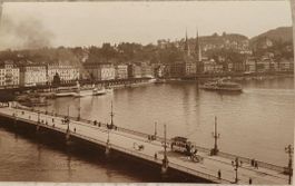 LUZERN - Seebrücke mit Tram, Dampfschiff und Hofkirche
