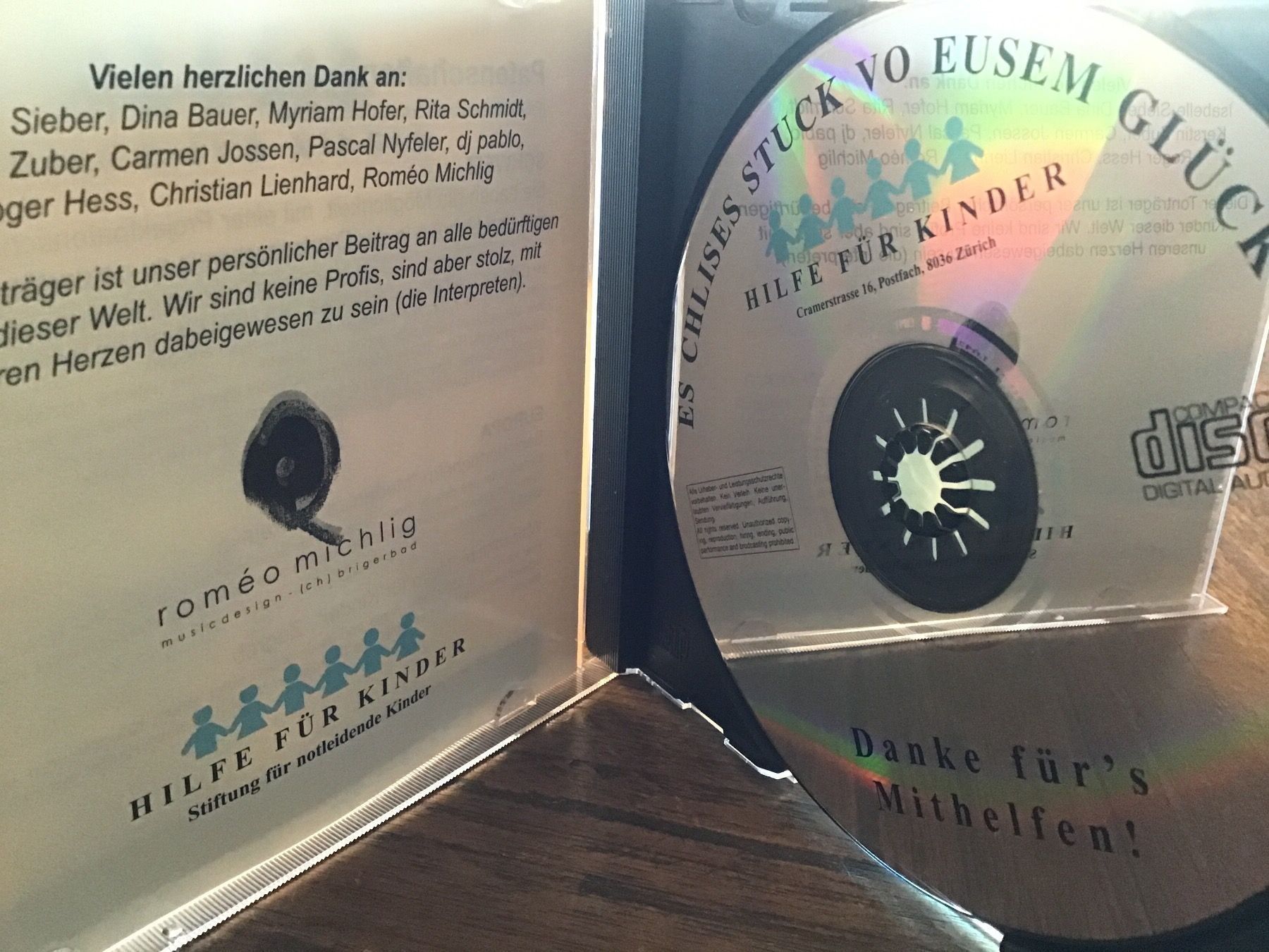 CD: es chlises stuck vo eusem glück – Usato da Thierachern venduto da sweden08 2
