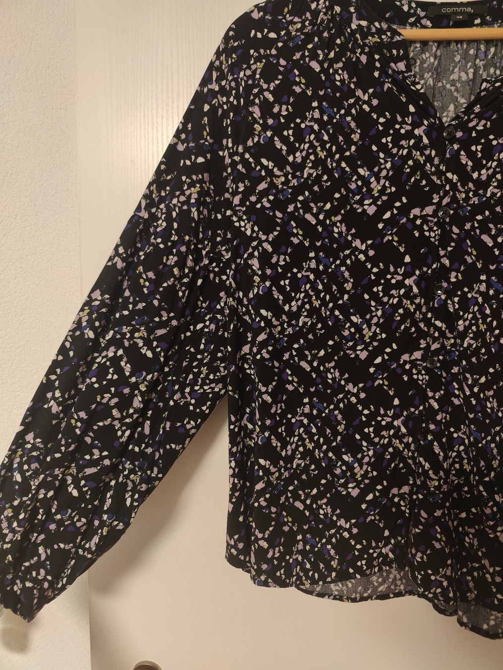 Comma Blusen: Bluse von COMMA, – Gebraucht aus Jona von Curtis90 1