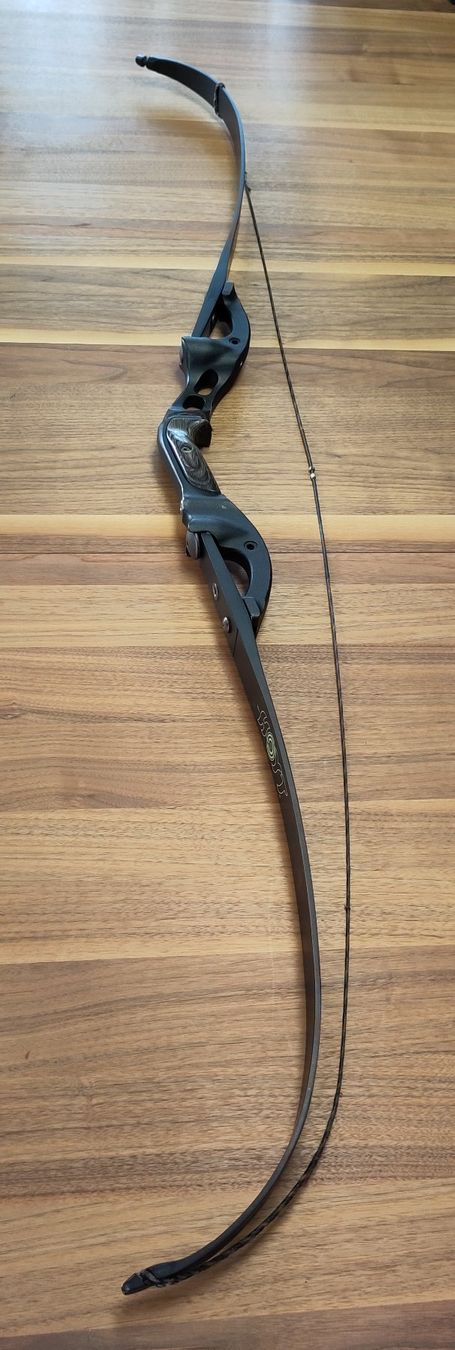 Hoyt Tiro con l'arco: Hoyt Takedown Bogen Buffalo 35# – Usato da Meilen venduto da Glaussonauten 1