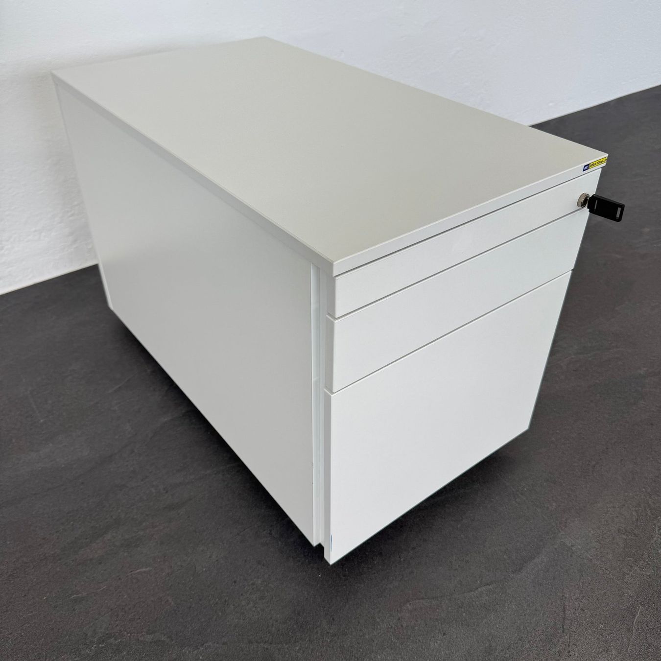 Banconi: Wini Container Roll-Korpus – Usato da Schönenwerd venduto da mcofficeshop 2