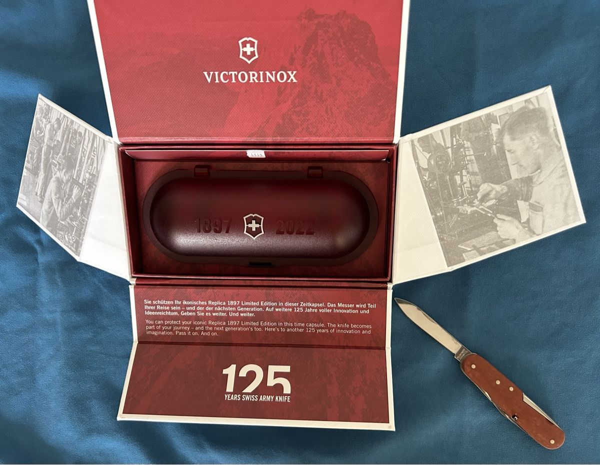 Victorinox Coltelli tascabile: Replica Victorinox (1897) – Nuovo e nell'imballaggio originale da Luzern venduto da Skywalkerone