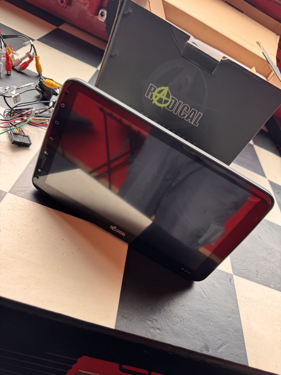 Radio: Radical R-D111 1-DIN Autoradio Android Auto Apple CarPlay – Nuovo (secondo la descrizione) da Oekingen venduto da Scarface87