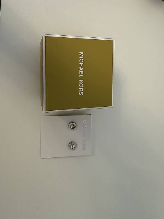 Orecchini pendenti & Orecchini a lobo: Michael Kors Ohrstecker silber mit Glitzer – Nuovo e nell'imballaggio originale da Winkel venduto da jbuchwalder17